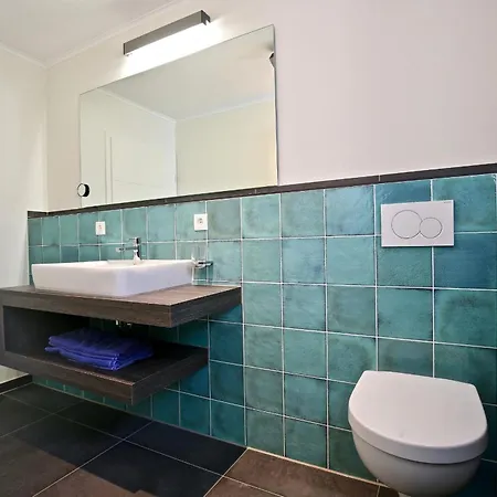 Apartment Blanker Hans 1